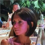 Insegnante di diritto ed educazione civica, disponibile anche all'insegnamento di italiano, storia e gegrafia